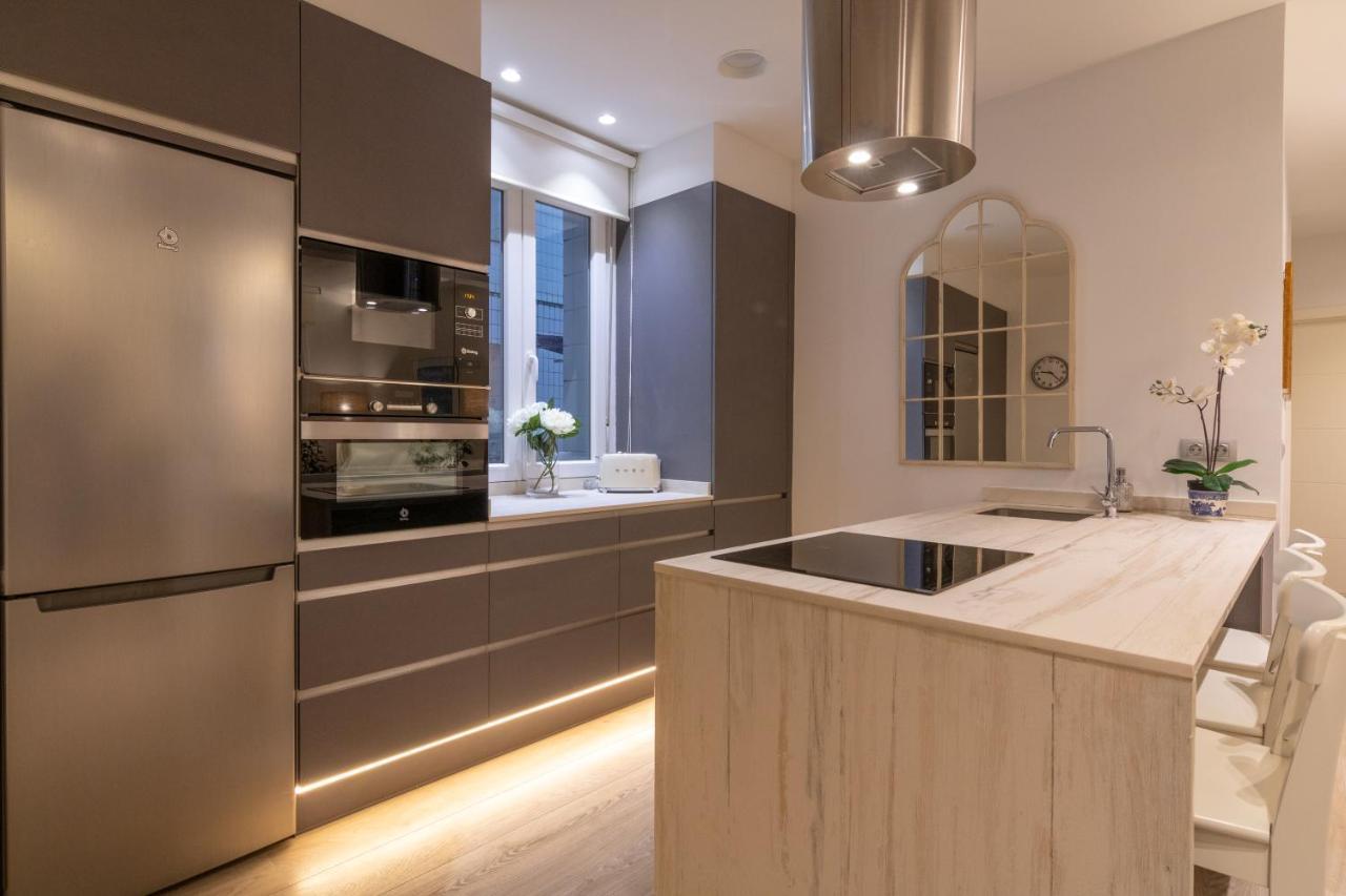 Bilbao Plaza Campuzano De Bilbao Suites, Elegante Y Centrico エクステリア 写真