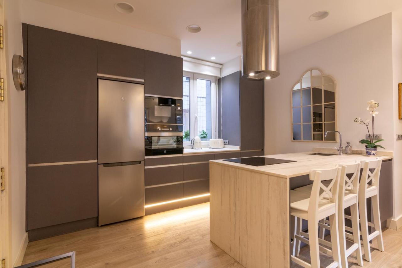 Bilbao Plaza Campuzano De Bilbao Suites, Elegante Y Centrico エクステリア 写真
